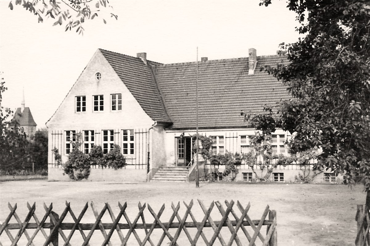 1969